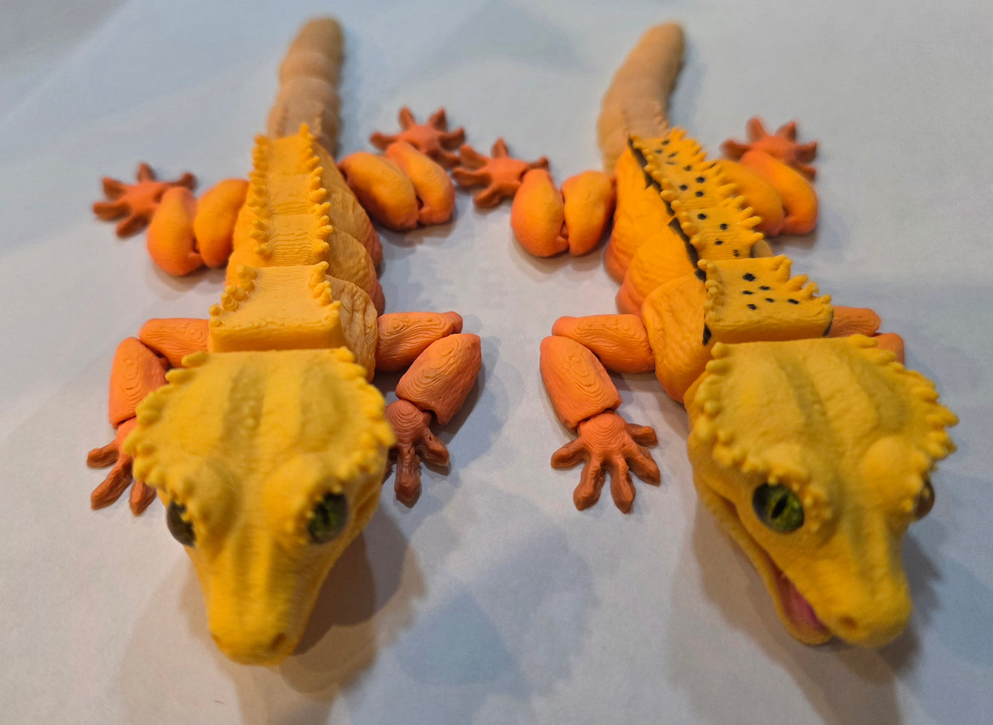 Crested Gecko/"Inferno Shadecrest" 6" Long